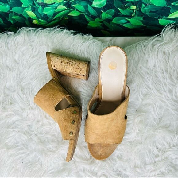 Dressbarn casual summer / spring casual style chunky heels size 7.5 - Picture 2 of 16